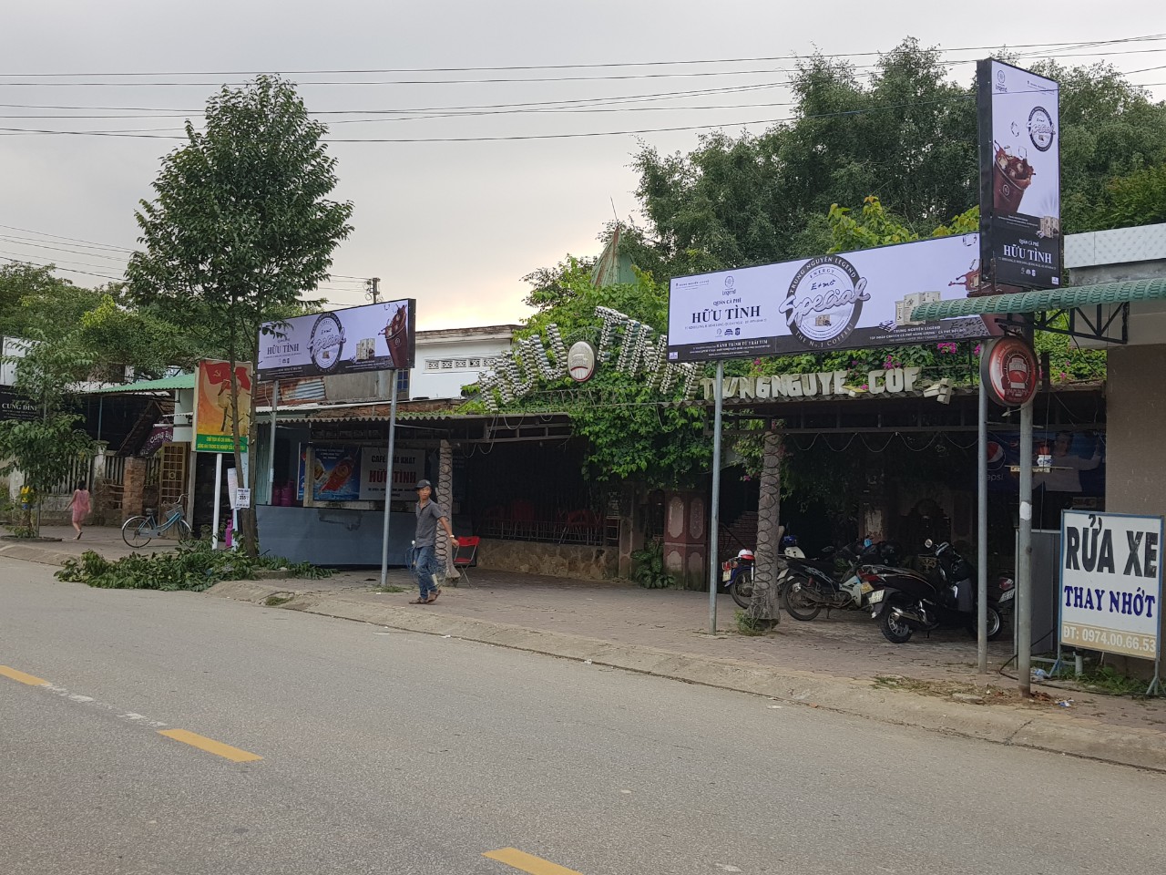 Coffee Hữu Tình