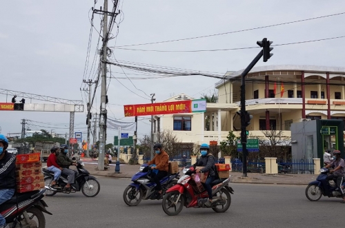Cách treo băng rôn quảng cáo hiệu quả nhất